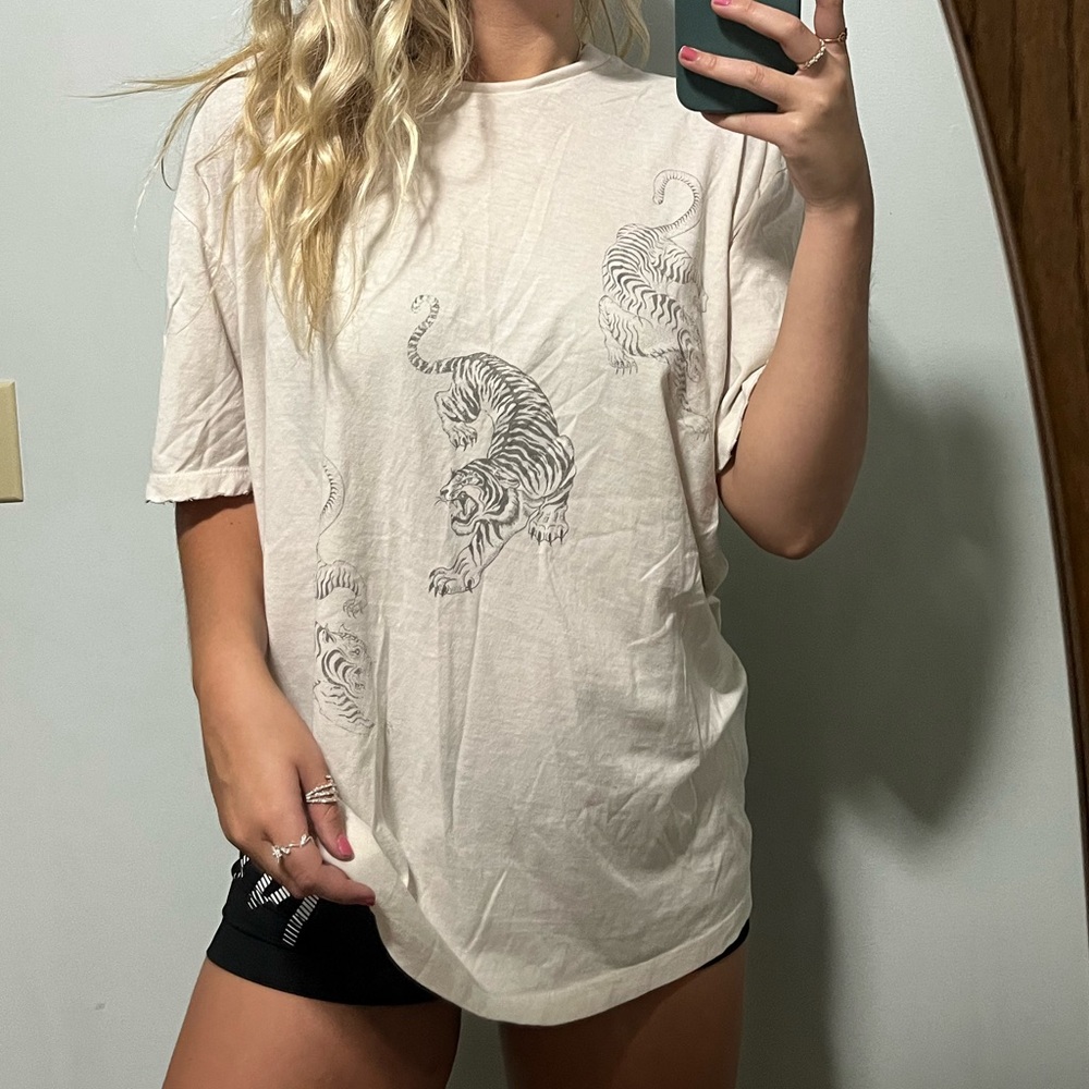 Tiger Tee